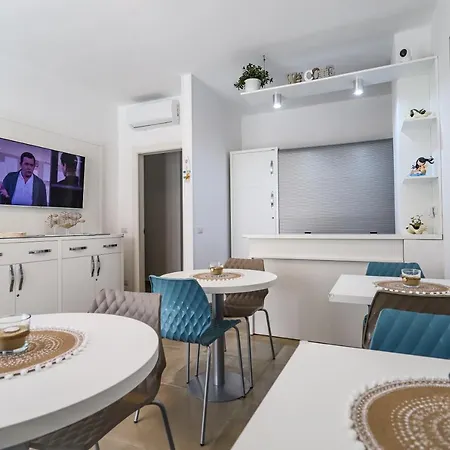 Bed & Breakfast Domus Le Nereidi Lampedusa